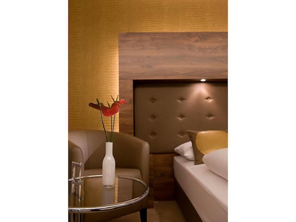 Hotel Conti Duisburg - Partner Of Sorat Hotels Luaran gambar